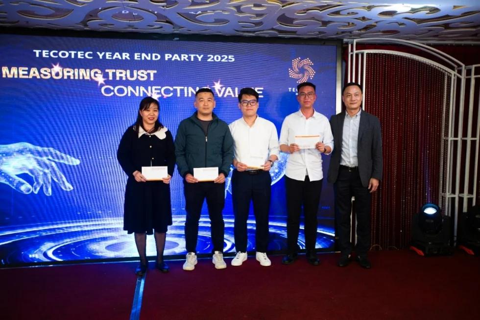 HỘI NGHỊ TỔNG KẾT & YEAR END PARTY 2025 CỦA TECOTEC GROUP 21 Vinh danh tập thể