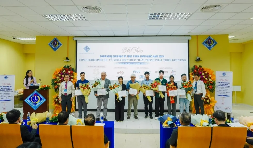 TECOTEC Group đồng hành cùng Hội thảo Công nghệ Sinh học & Thực phẩm Toàn quốc 2025: Chung tay vì phát triển bền vững 15 Hoi thao CNSHTP Can Tho-14