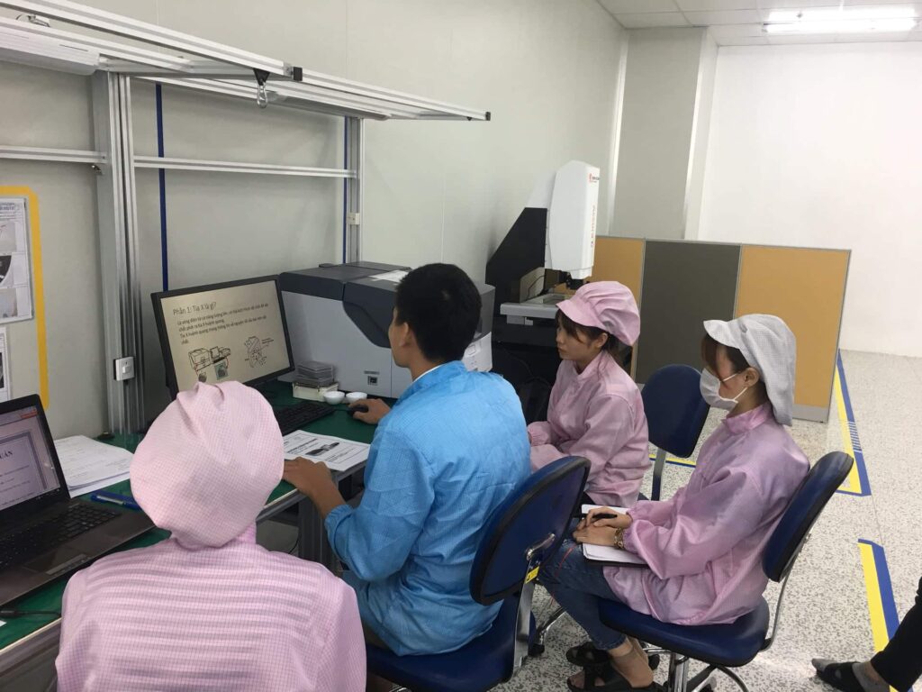 TECOTEC GROUP BÀN GIAO MÁY QUANG PHỔ HUỲNH QUANG TIA X EDX-LE CHO TOP INTERCUBE ELECTRONICS VINA